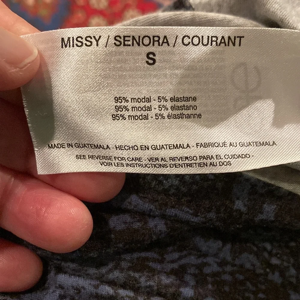 Skinny Girl  Blue and Black Top Size Small - Picture 7 of 10